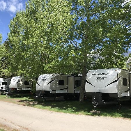 Rundle Mountain Rv Park Canmore Exterior foto