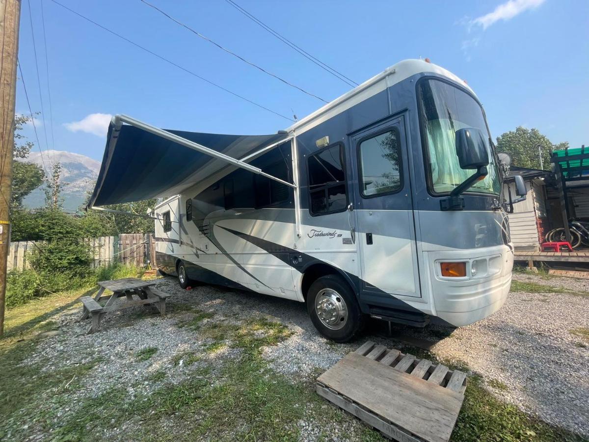 Rundle Mountain Rv Park Canmore Exterior foto