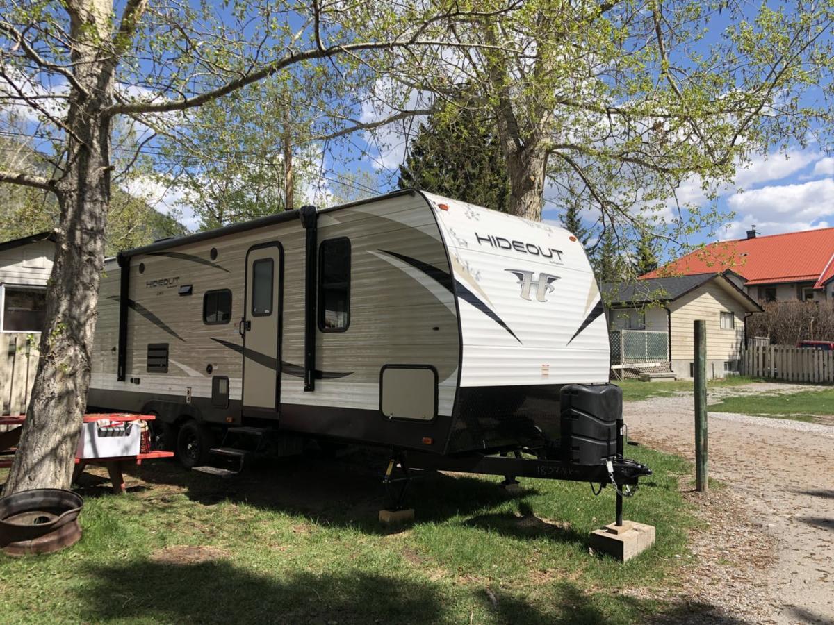 Rundle Mountain Rv Park Canmore Exterior foto