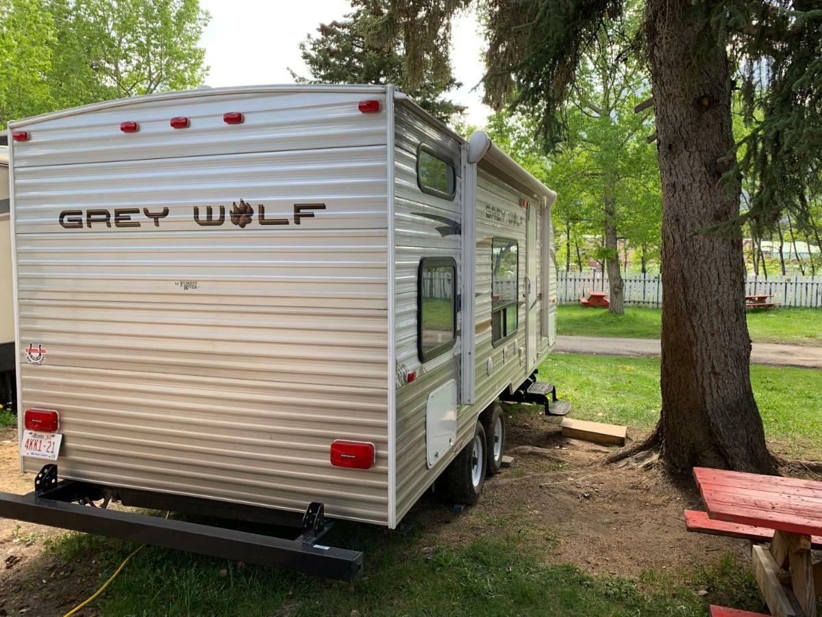 Rundle Mountain Rv Park Canmore Exterior foto